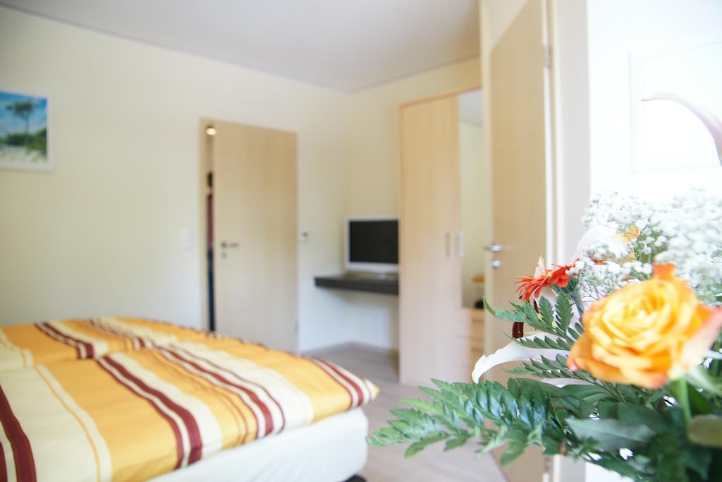 Cafe Und Pension Blohm Greifswald Bilik gambar